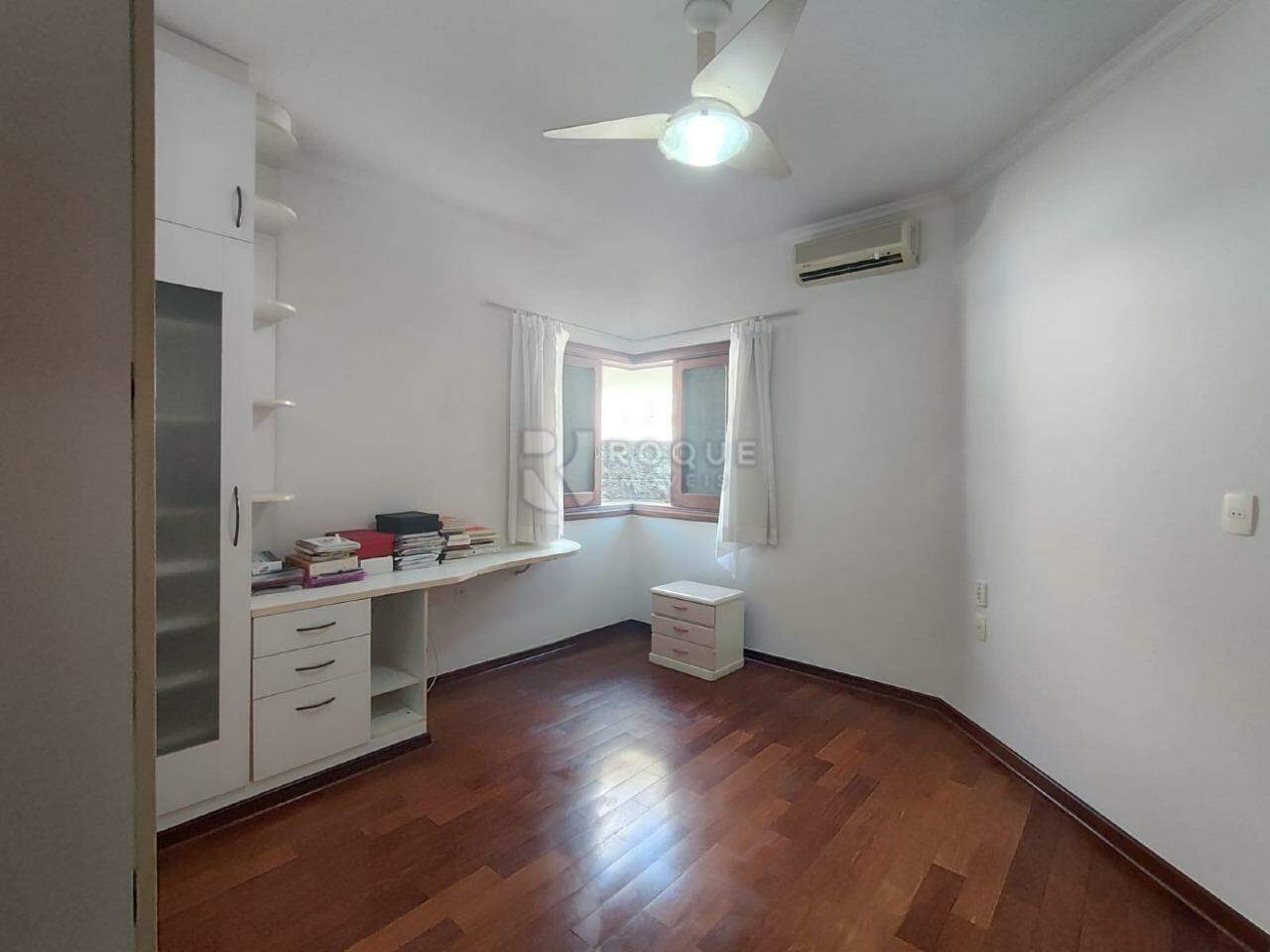 Casa em condomínio à venda no bairro Jardim Florença:
