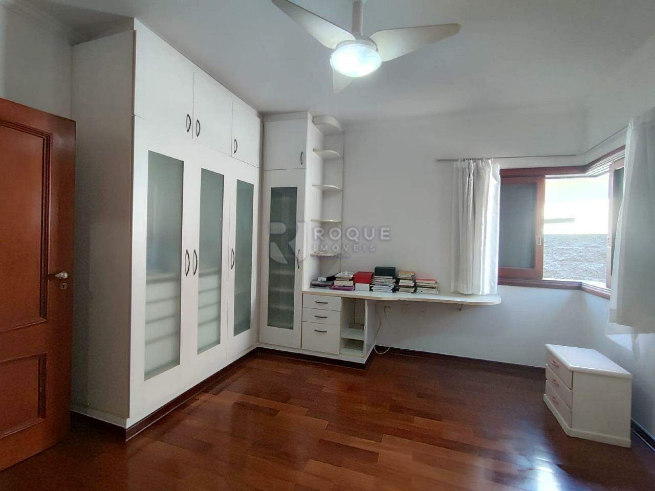 Casa em condomínio à venda no bairro Jardim Florença: