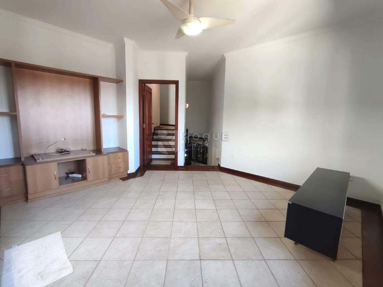 Casa em condomínio à venda no bairro Jardim Florença: