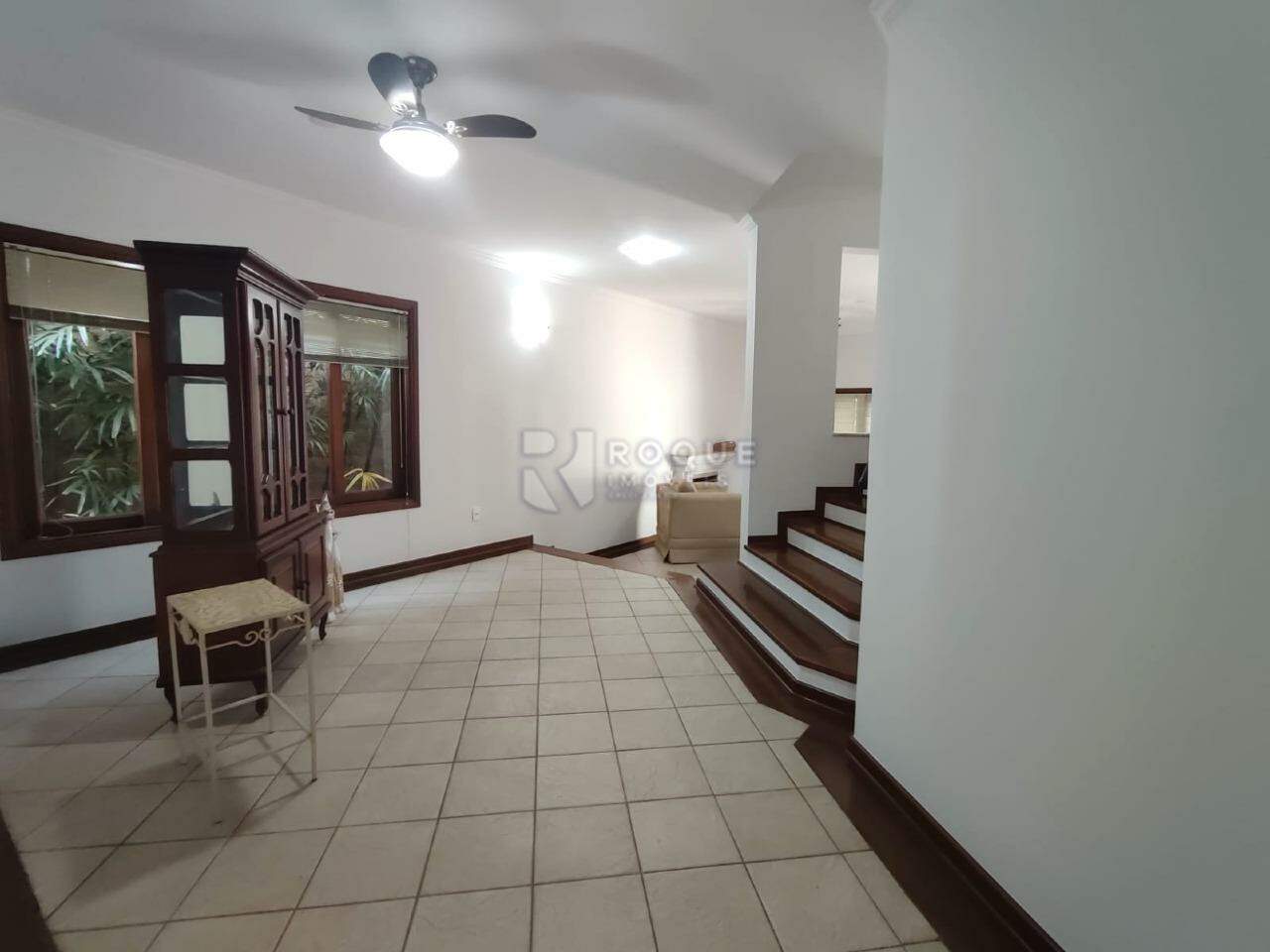 Casa em condomínio à venda no bairro Jardim Florença: