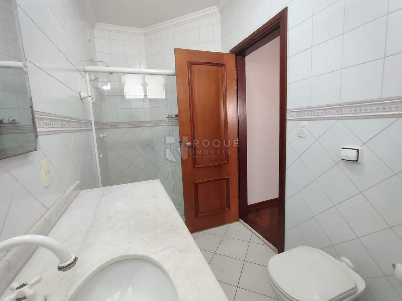 Casa em condomínio à venda no bairro Jardim Florença: