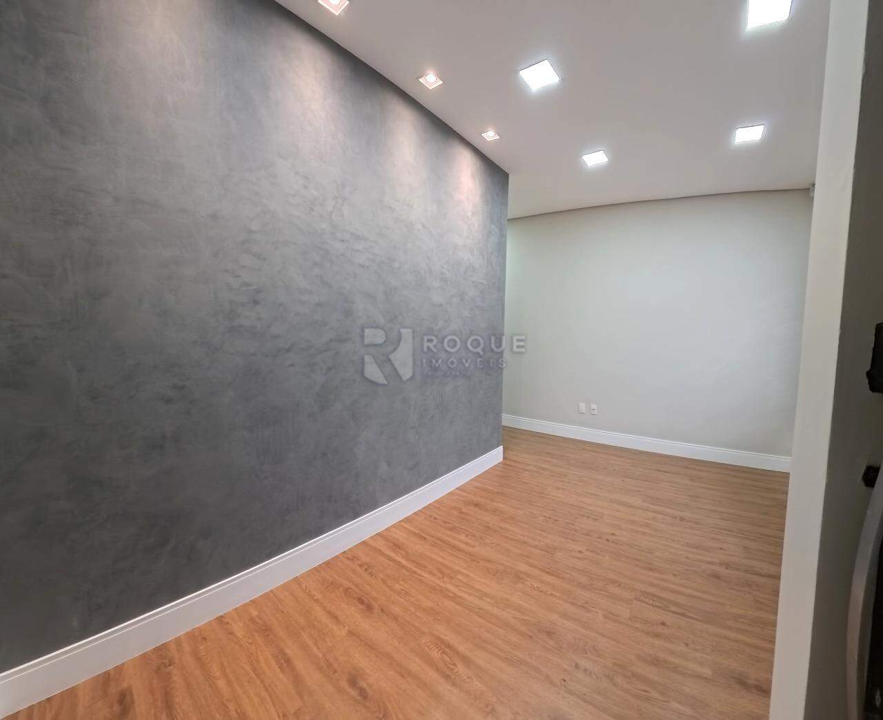 Prédio Comercial à venda no bairro Centro: 
