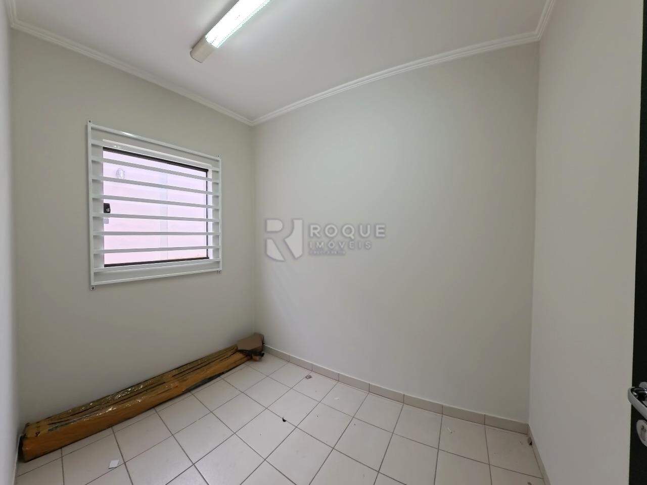 Prédio Comercial à venda no bairro Centro: 