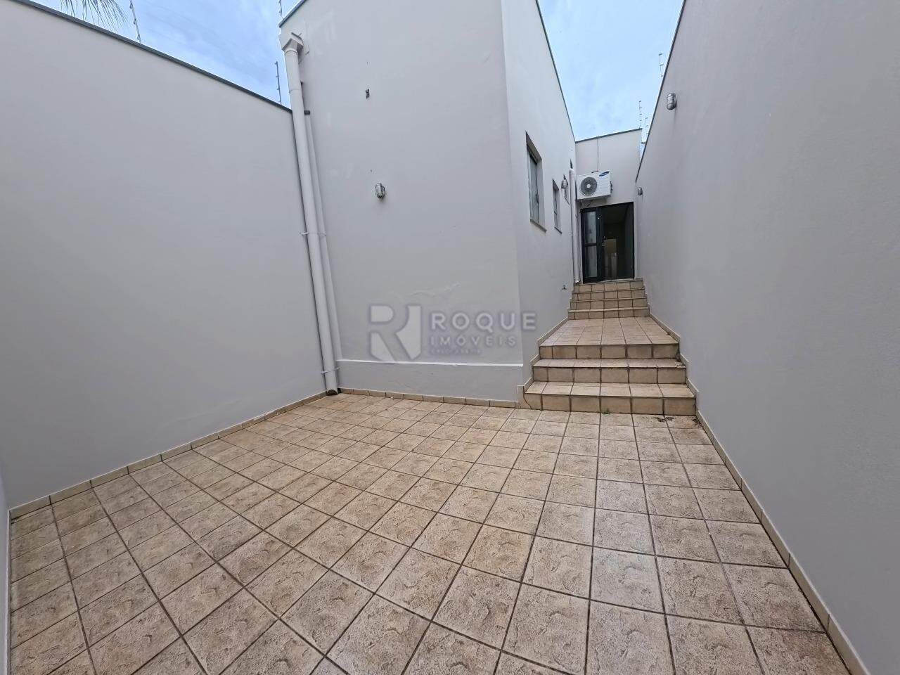 Prédio Comercial à venda no bairro Centro: 