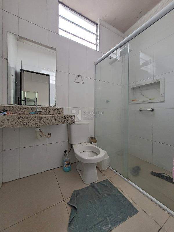 Casa Residencial para aluguel no bairro Jardim Hortência: Wc suíte