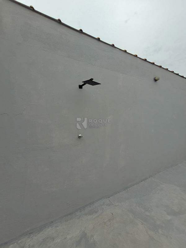 Casa Residencial para aluguel no bairro Jardim Hortência: Ducha