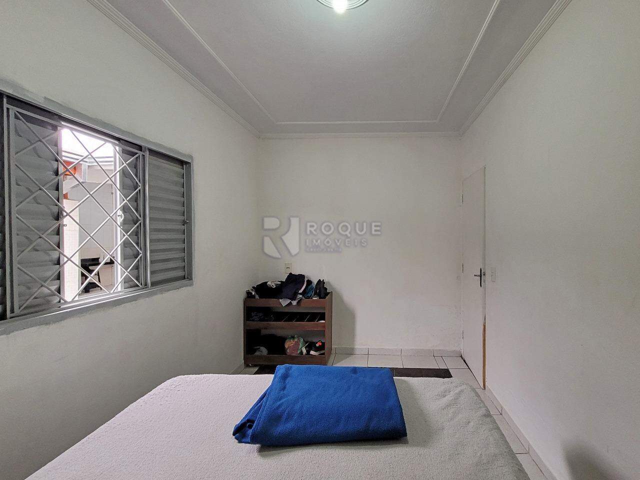 Casa Residencial para aluguel no bairro Jardim Hortência: Dormitório 02
