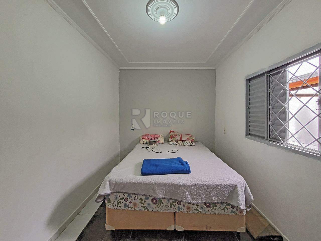 Casa Residencial para aluguel no bairro Jardim Hortência: Dormitório 02