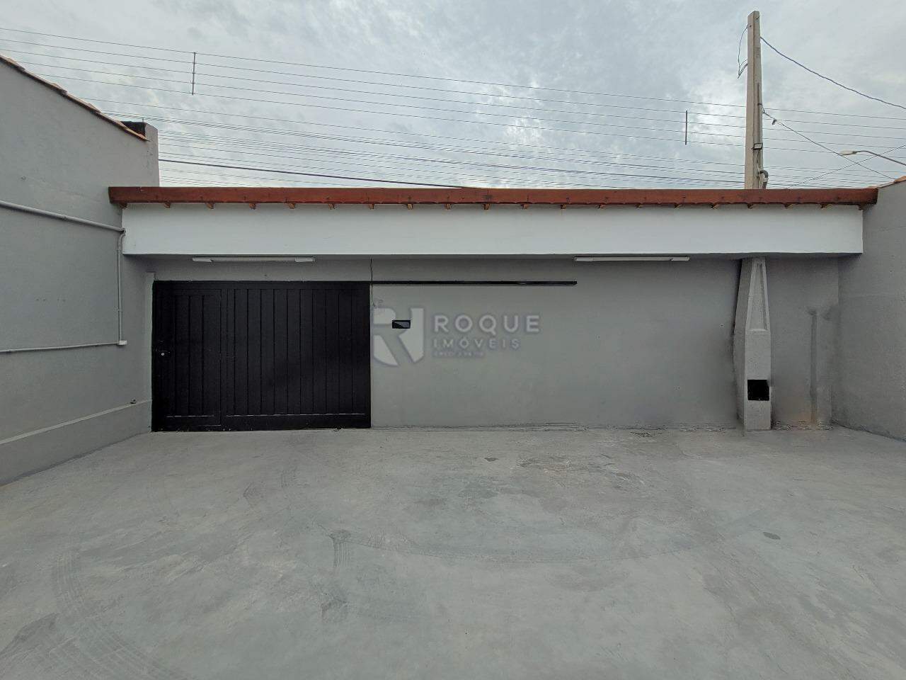 Casa Residencial para aluguel no bairro Jardim Hortência: Garagem