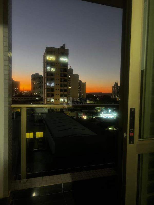 Apartamento à venda no bairro Centro: 