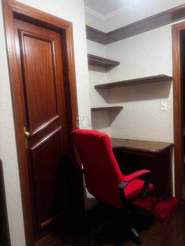 Apartamento à venda no bairro Centro: 