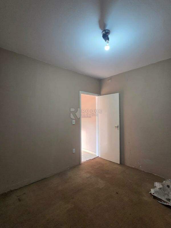 Casa Residencial à venda no bairro Cidade Jardim: Dormitório - Edícula