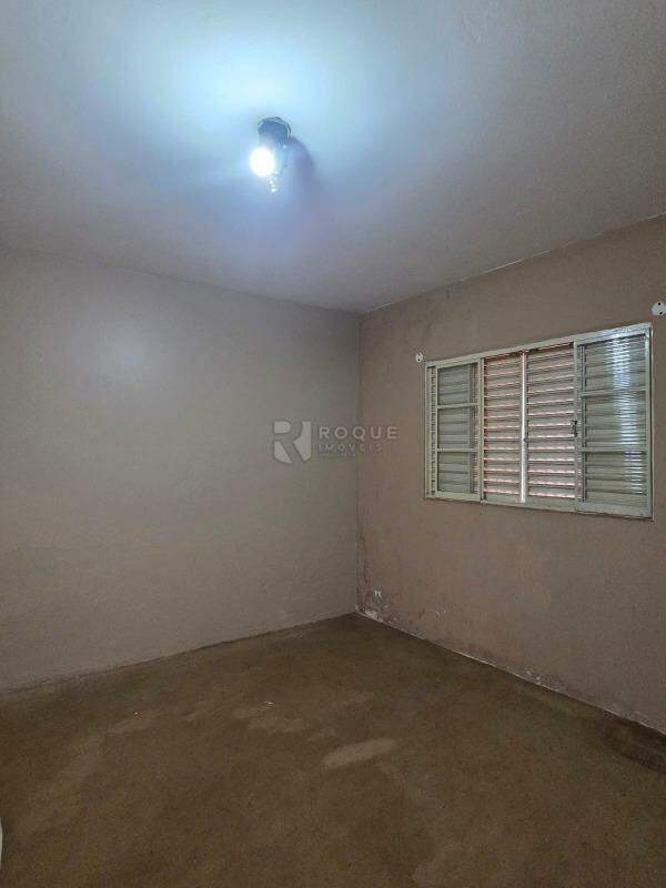 Casa Residencial à venda no bairro Cidade Jardim: Dormitório - Edícula