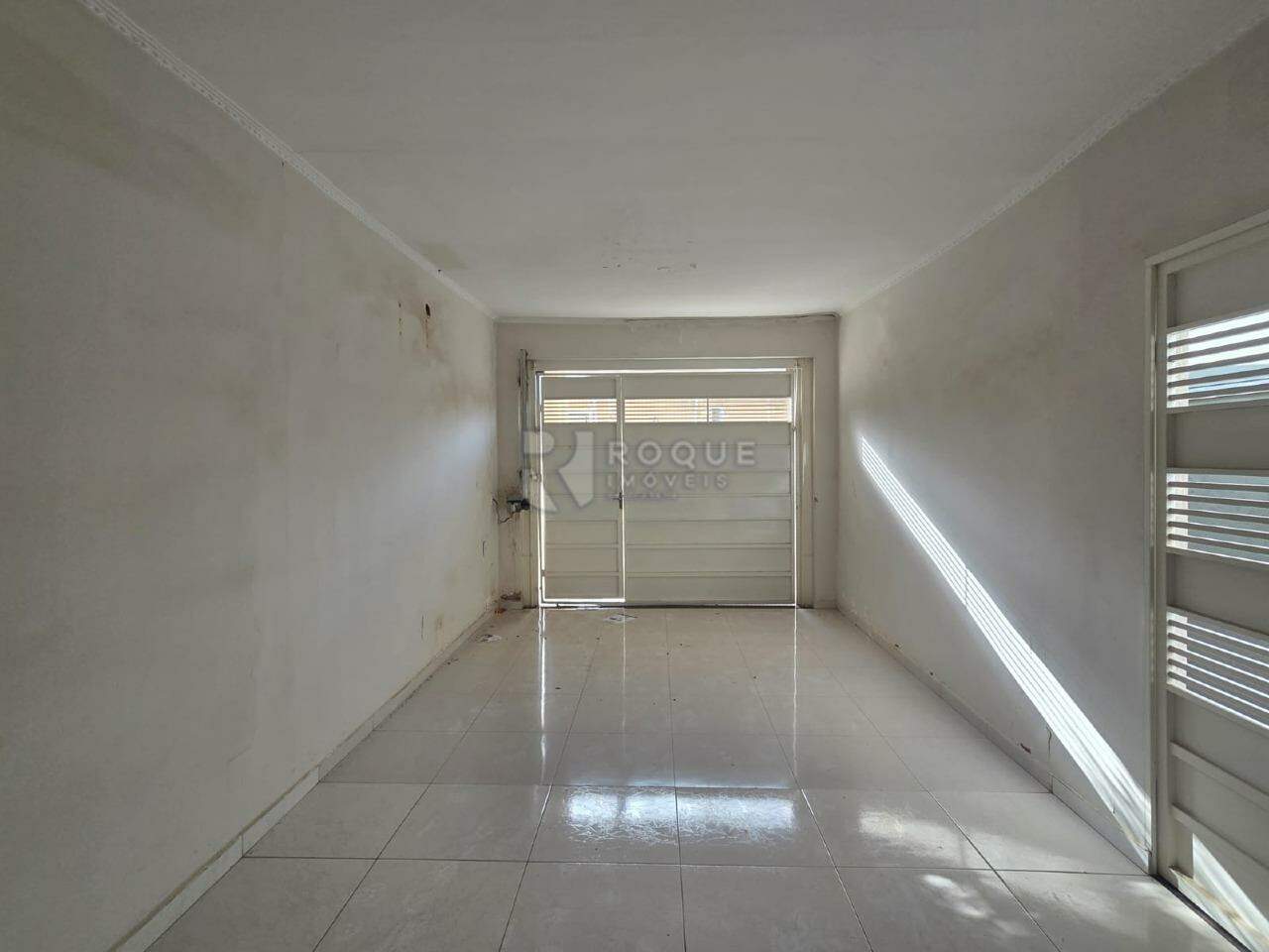Casa Residencial à venda no bairro Cidade Jardim: Garagem