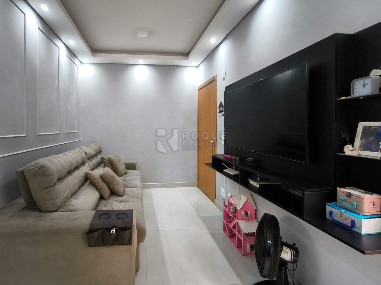 Apartamento à venda no bairro Fazenda Duas Barras: SALA DE ESTAR