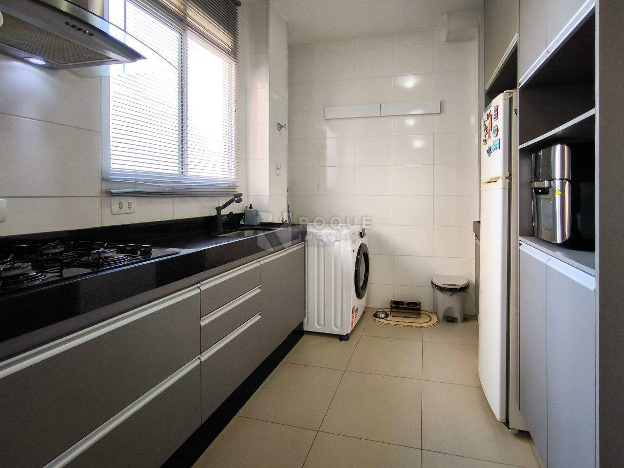 Apartamento à venda no bairro Jardim Campo Belo: COZINHA