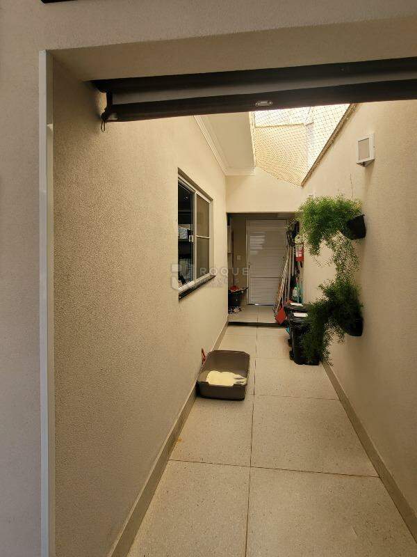 Casa em condomínio à venda no bairro Jardim Residencial Campo Novo: Lavanderia
