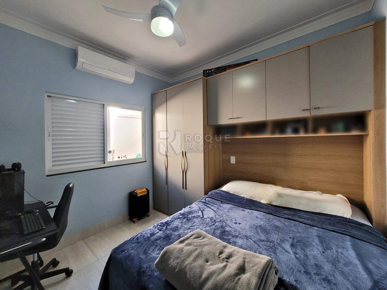 Casa em condomínio à venda no bairro Jardim Residencial Campo Novo: Dormitório 1