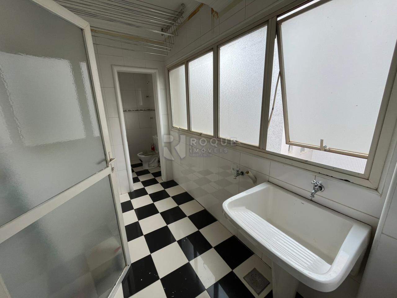 Apartamento à venda no bairro Centro: