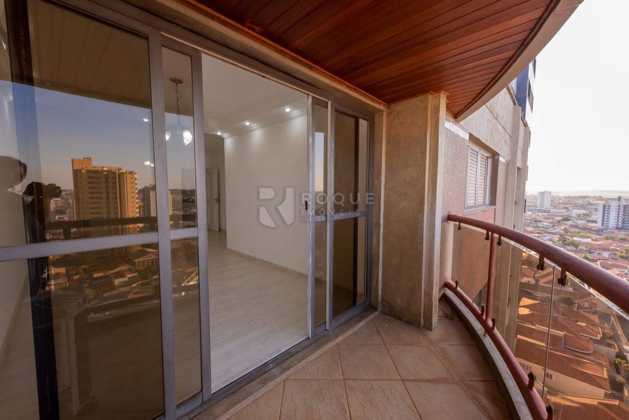 Apartamento à venda no bairro Centro: