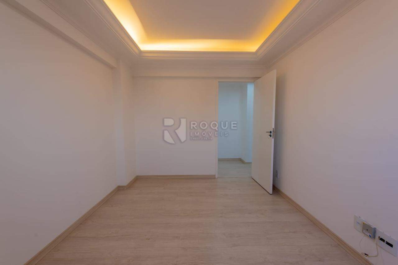 Apartamento à venda no bairro Centro: 