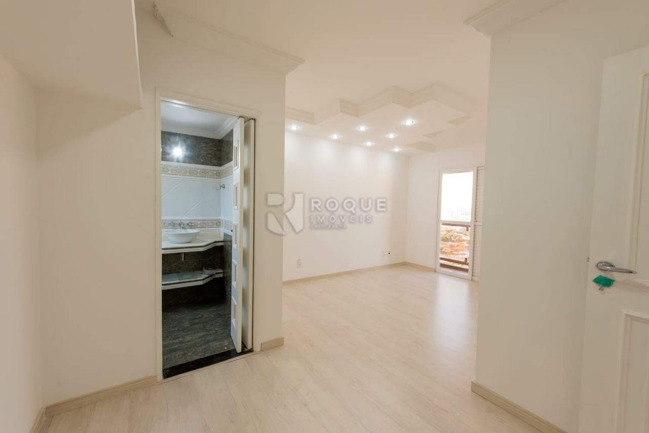 Apartamento à venda no bairro Centro: