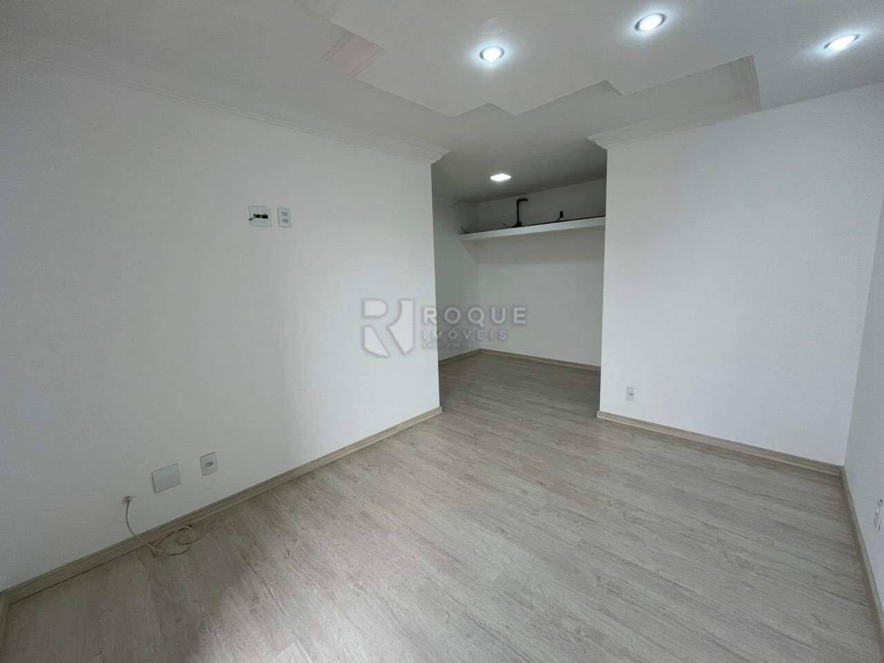 Apartamento à venda no bairro Centro: