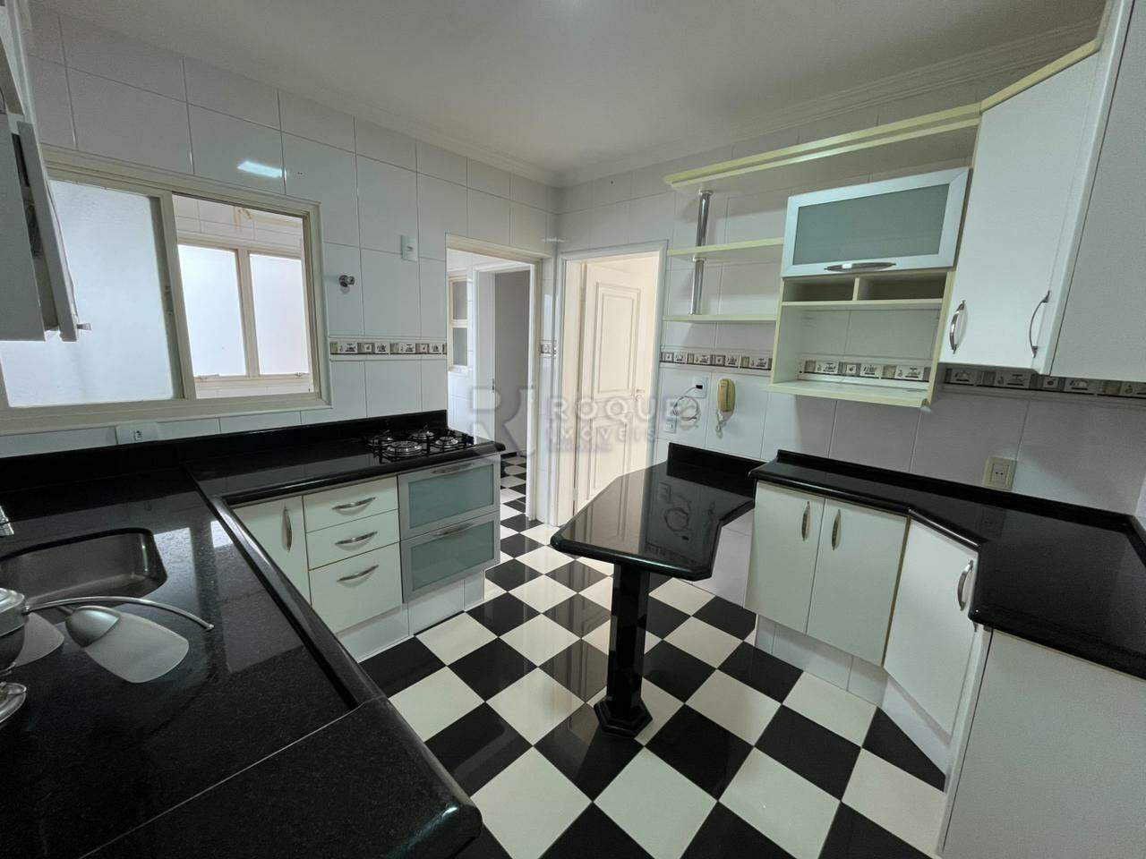 Apartamento à venda no bairro Centro: