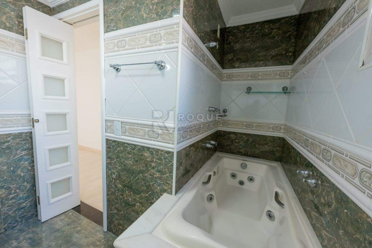 Apartamento à venda no bairro Centro: