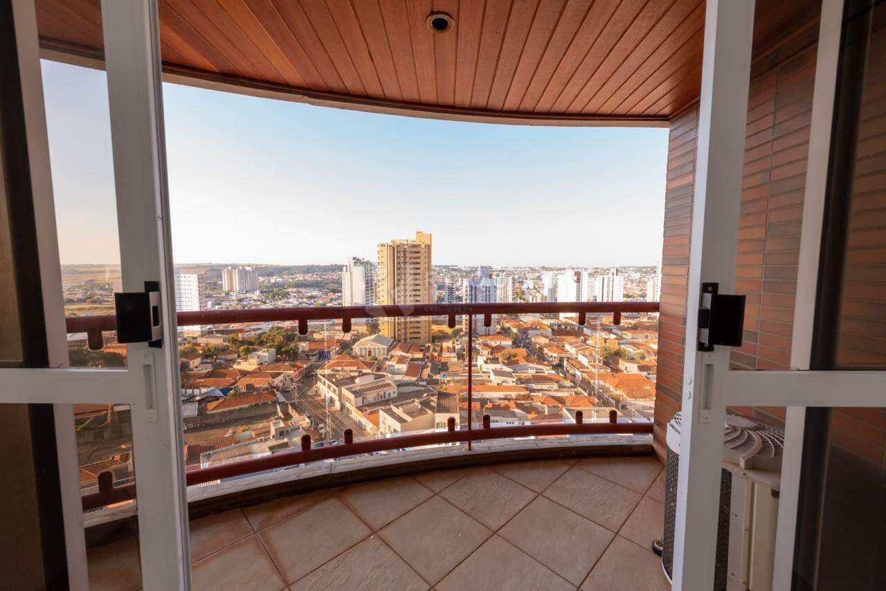 Apartamento à venda no bairro Centro: