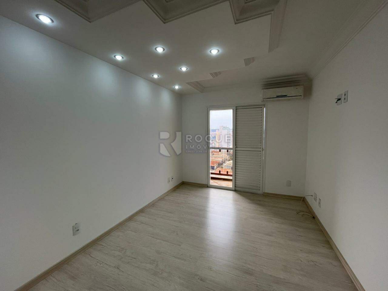 Apartamento à venda no bairro Centro: