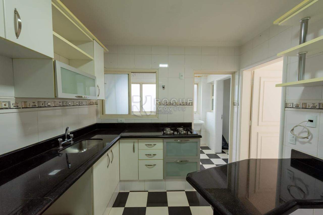 Apartamento à venda no bairro Centro: