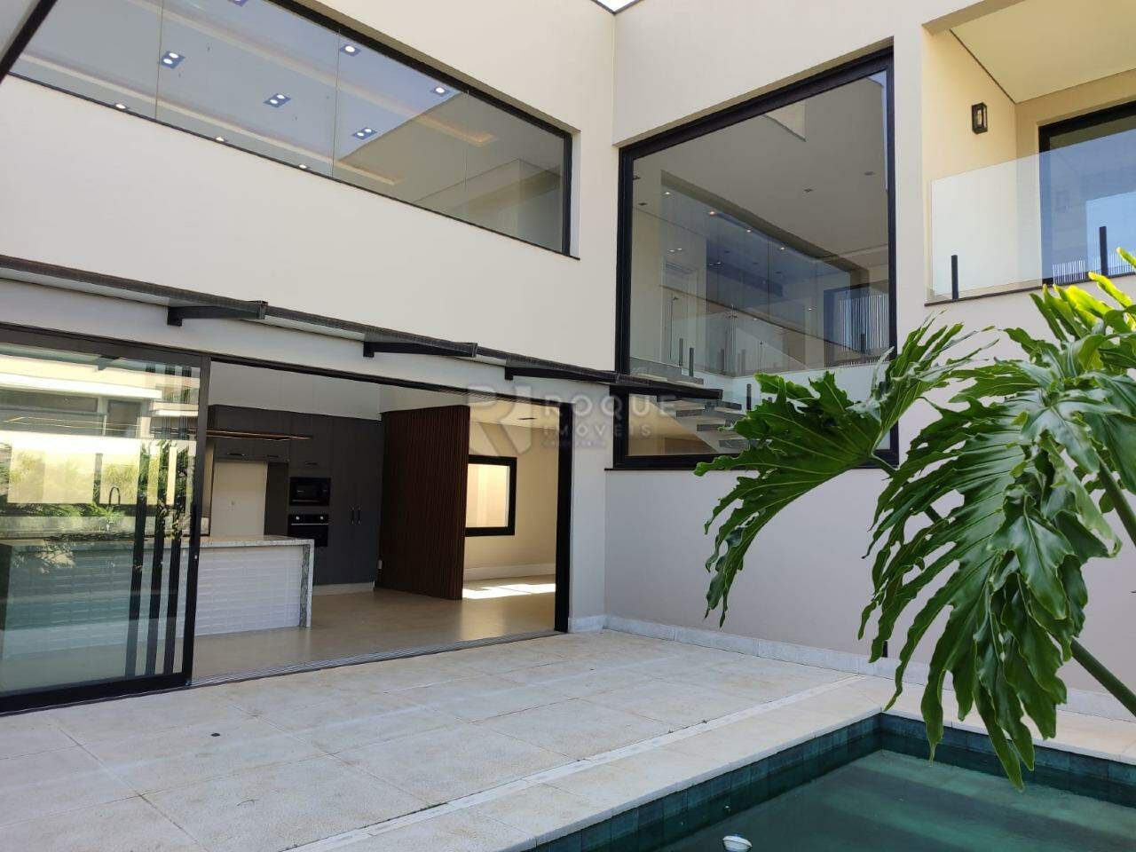 Casa em condomínio à venda no bairro Jardim Florença: