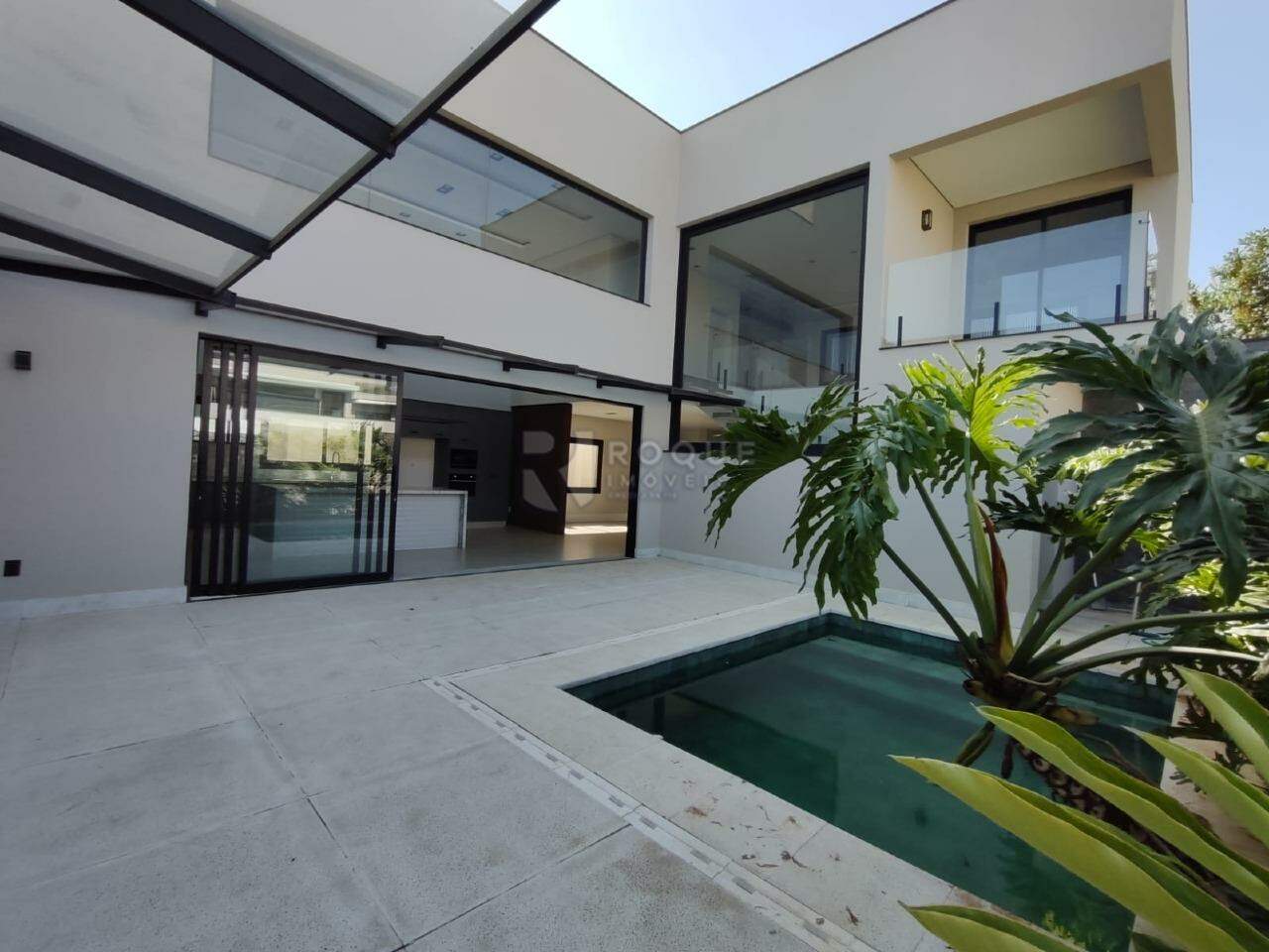 Casa em condomínio à venda no bairro Jardim Florença: