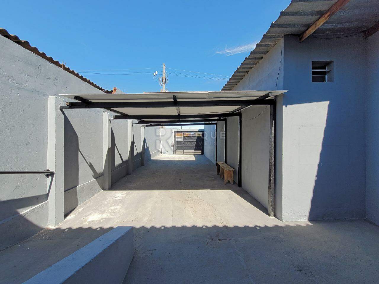 Casa Residencial para aluguel no bairro Jardim Residencial Antonio Simonetti III: Garagem