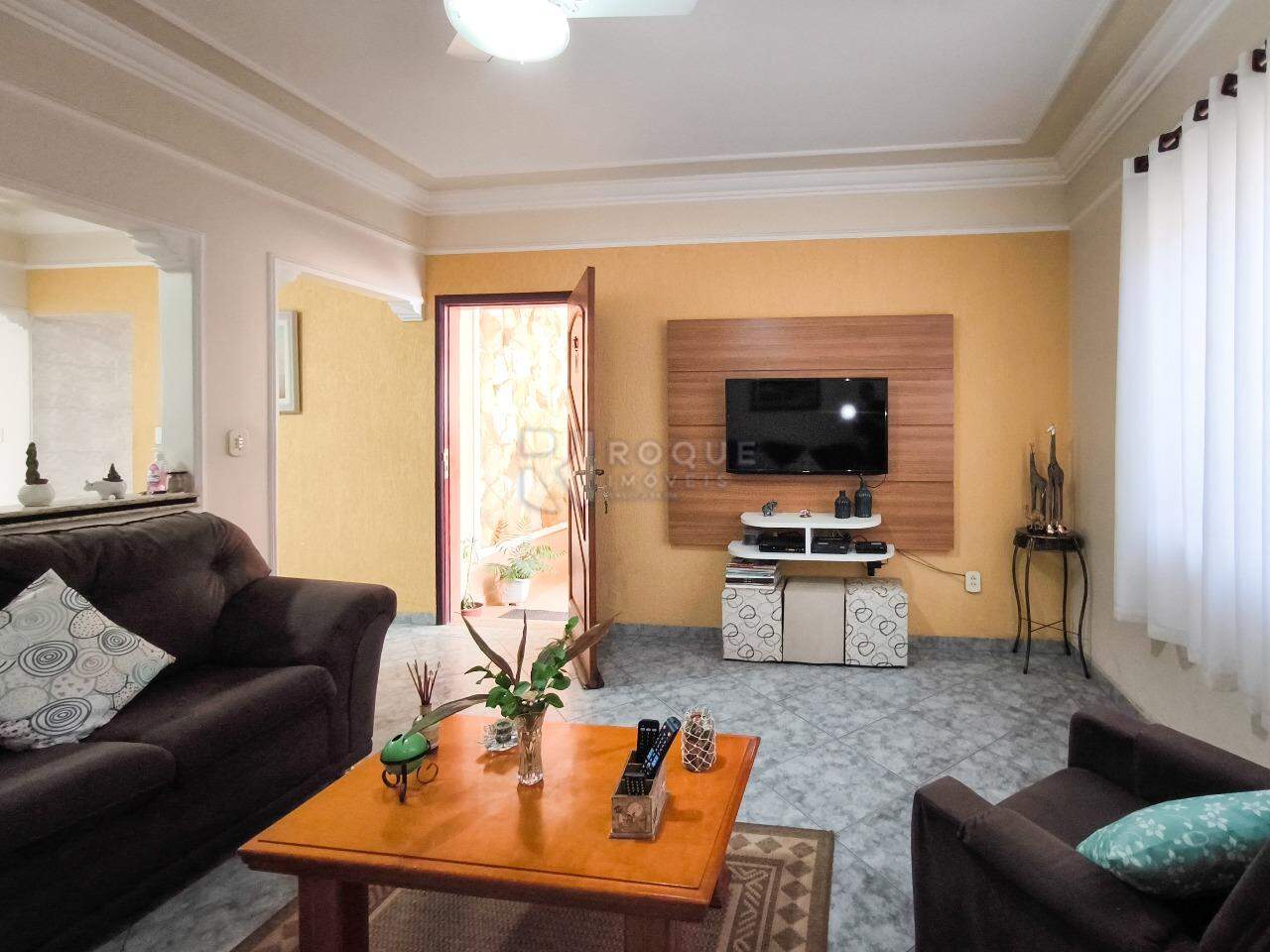 Casa Residencial à venda no bairro Jardim Adélia Cavicchia Grotta: SALA DE ESTAR