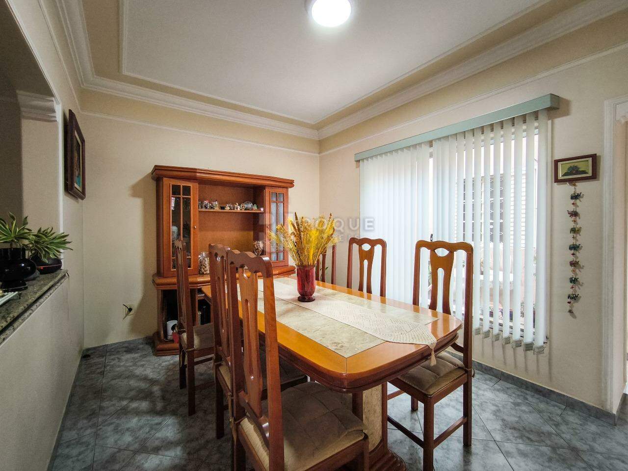Casa Residencial à venda no bairro Jardim Adélia Cavicchia Grotta: SALA DE JANTAR