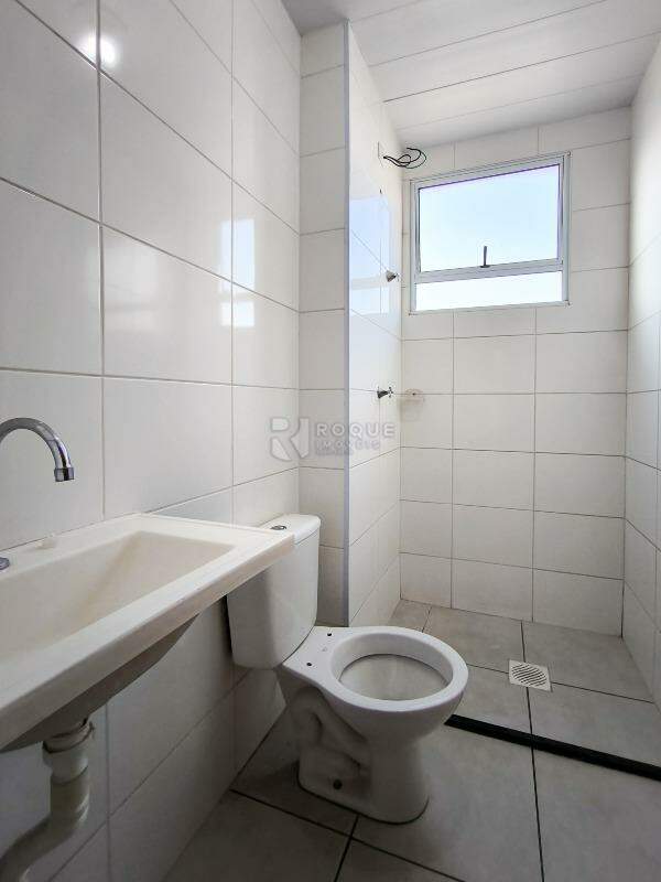 Apartamento à venda no bairro Jardim da Graminha: BANHEIRO SOCIAL