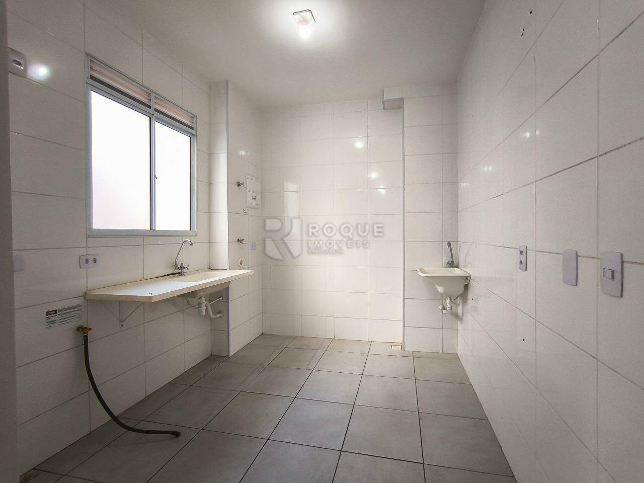 Apartamento à venda no bairro Jardim da Graminha: COZINHA