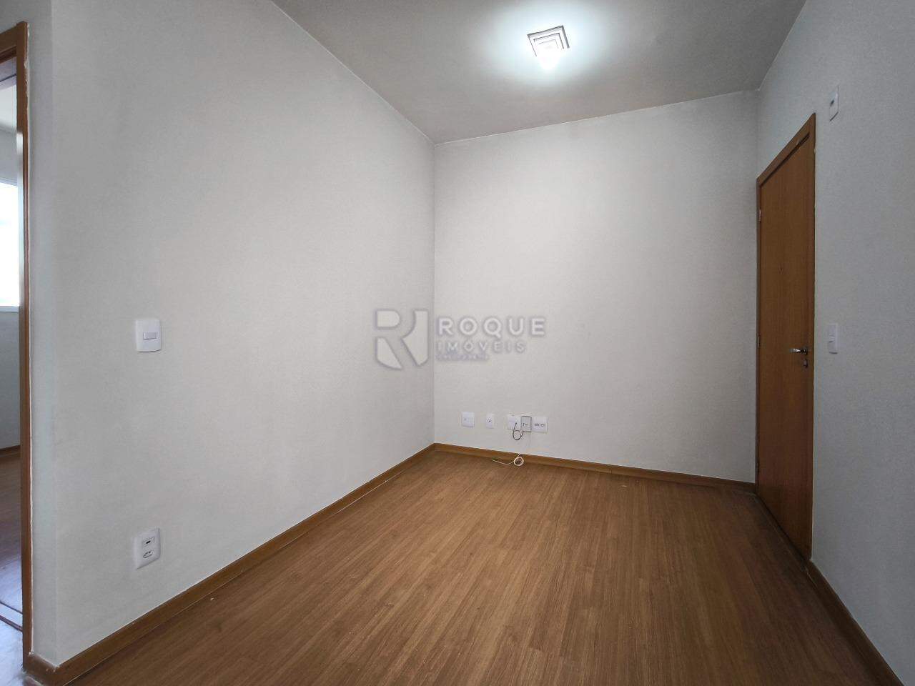 Apartamento à venda no bairro Jardim da Graminha: SALA DE ESTAR