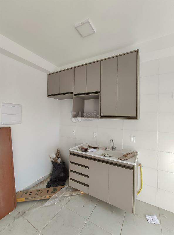Apartamento à venda no bairro Jardim do Lago: Cozinha