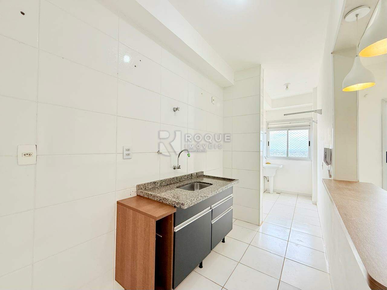 Apartamento para aluguel no bairro Chácaras Antonieta: Cozinha