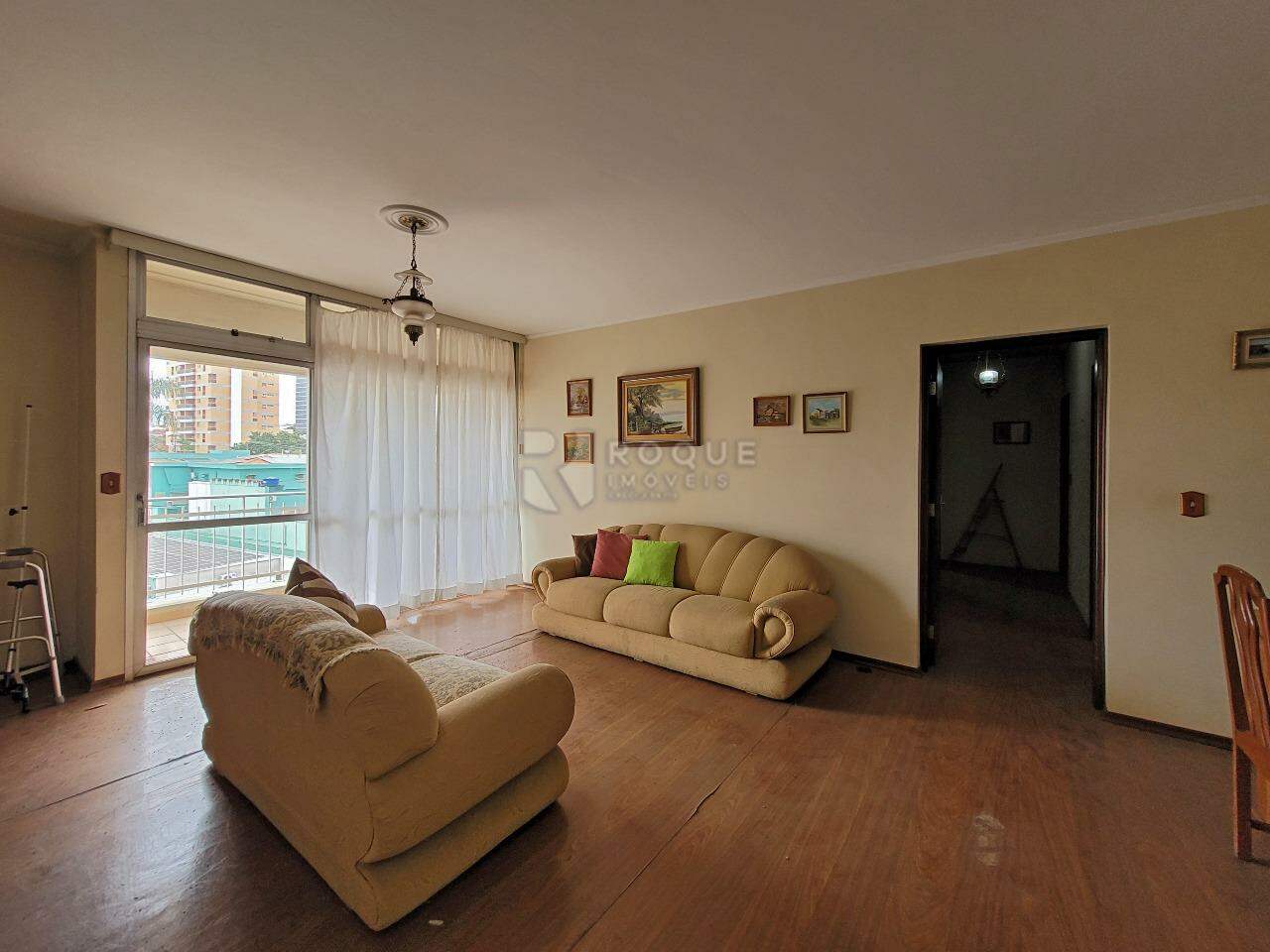 Apartamento para aluguel no bairro Centro: Sala