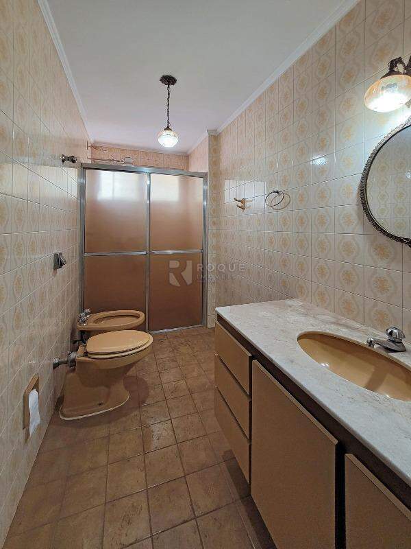 Apartamento para aluguel no bairro Centro: Wc