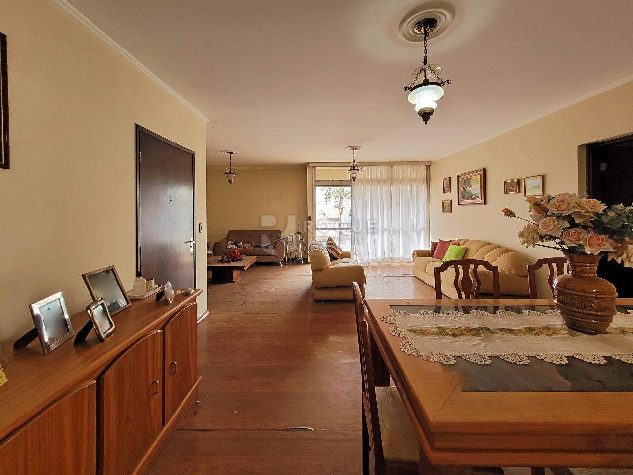 Apartamento para aluguel no bairro Centro: Sala de jantar