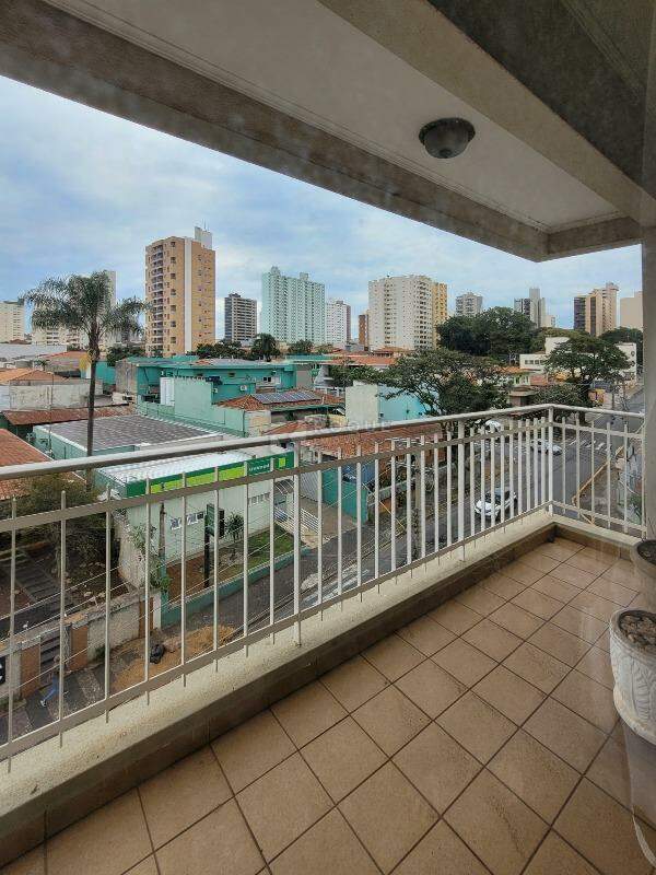 Apartamento para aluguel no bairro Centro: Sacada