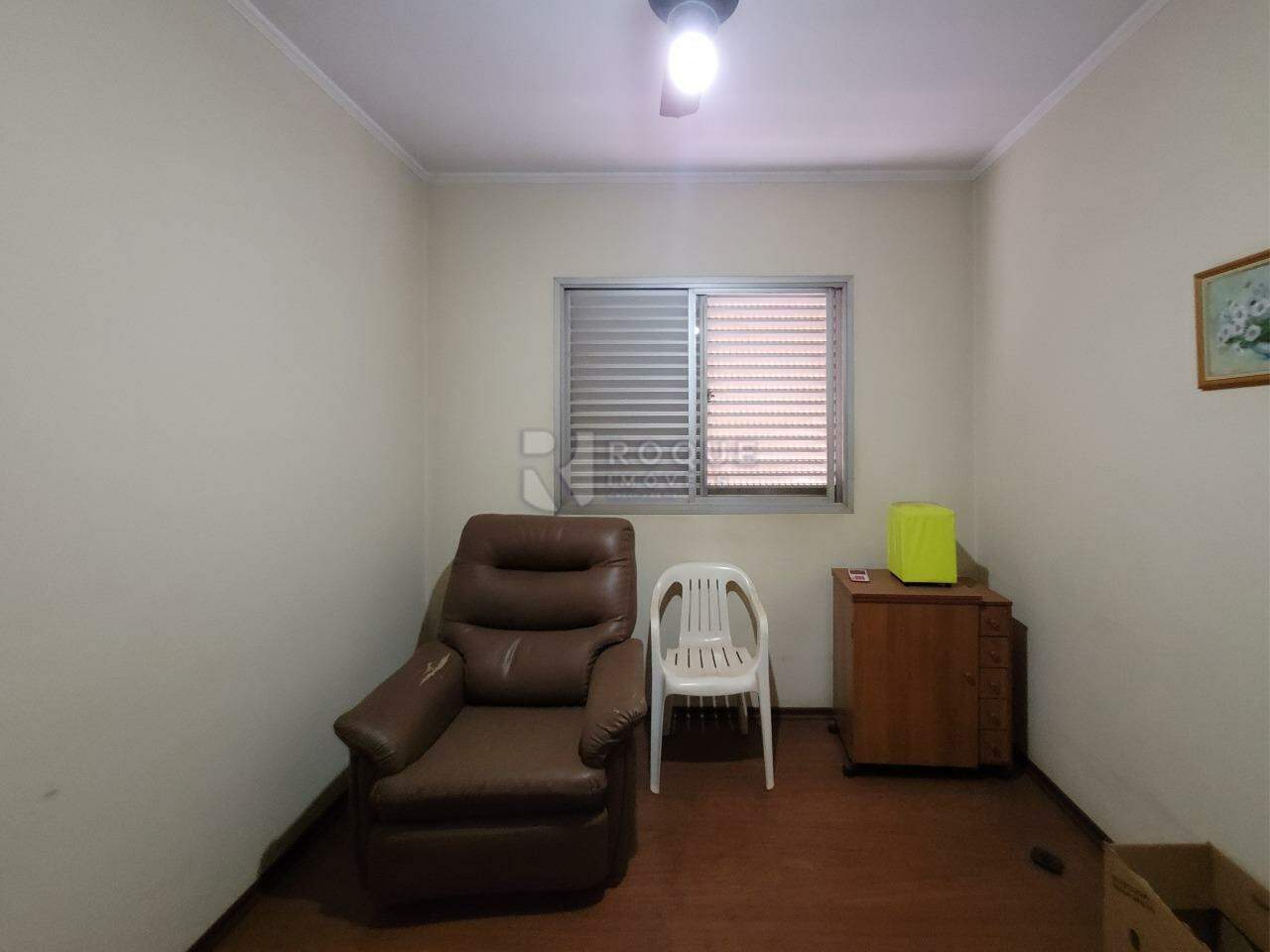 Apartamento para aluguel no bairro Centro: Dormitório 01