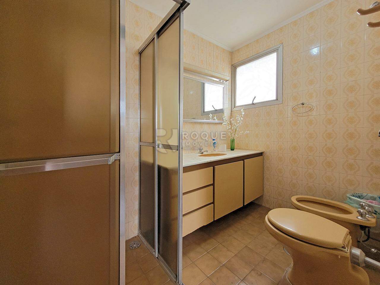 Apartamento para aluguel no bairro Centro: Wc suíte