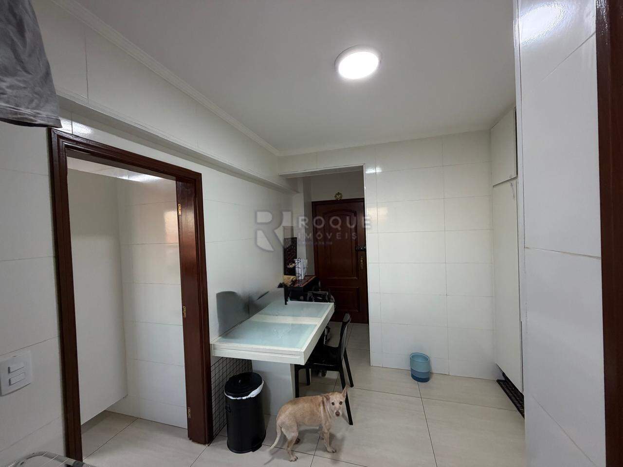 Apartamento à venda no bairro Centro: