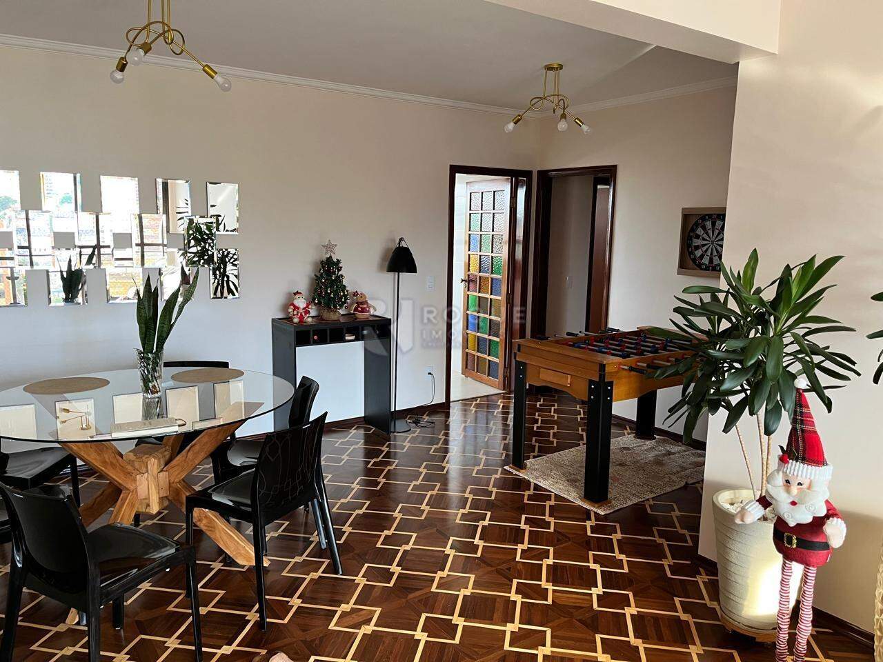 Apartamento à venda no bairro Centro: 